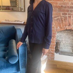 A blue bottom linen  up top